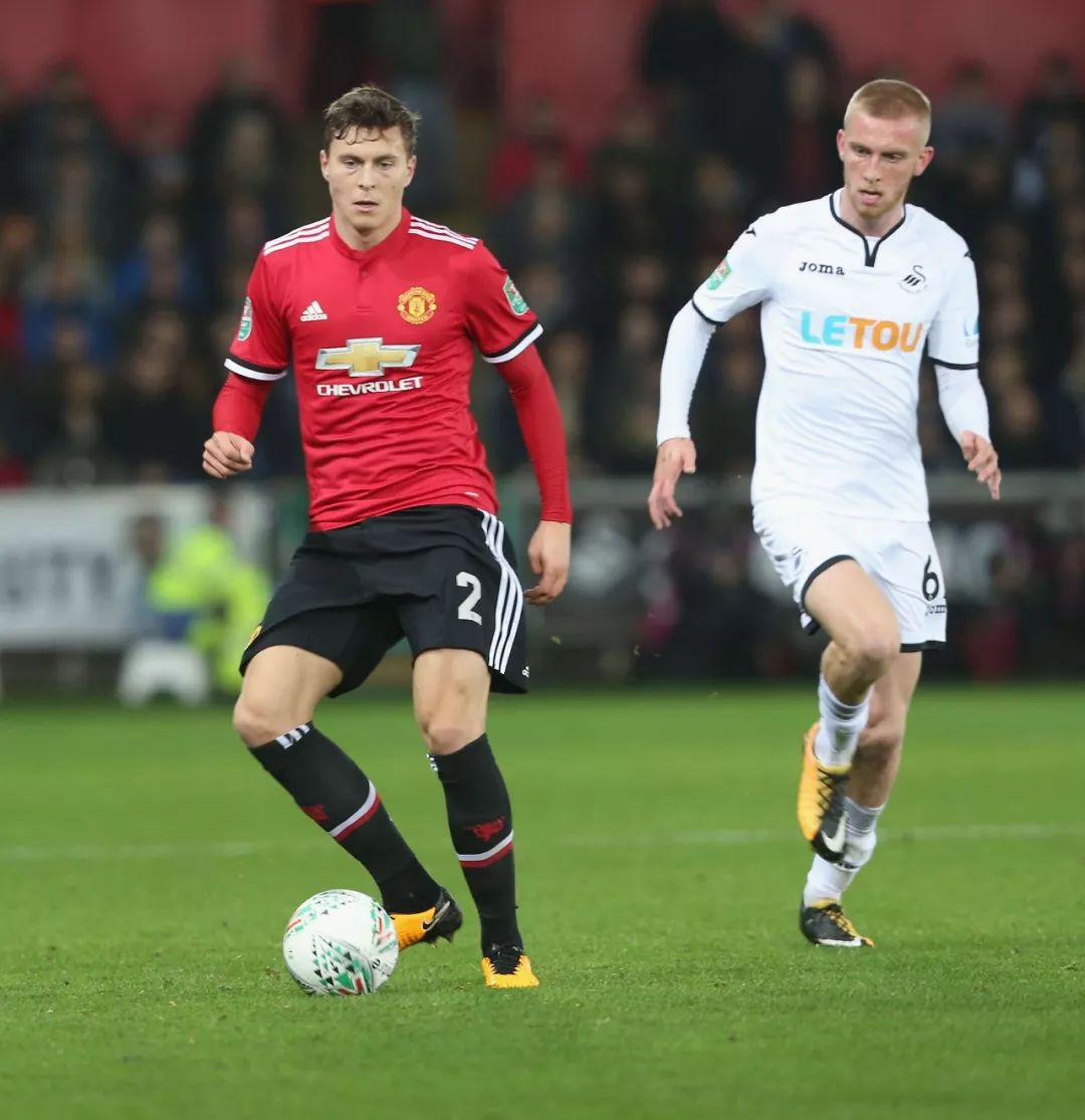 士队在客场 士队在客场