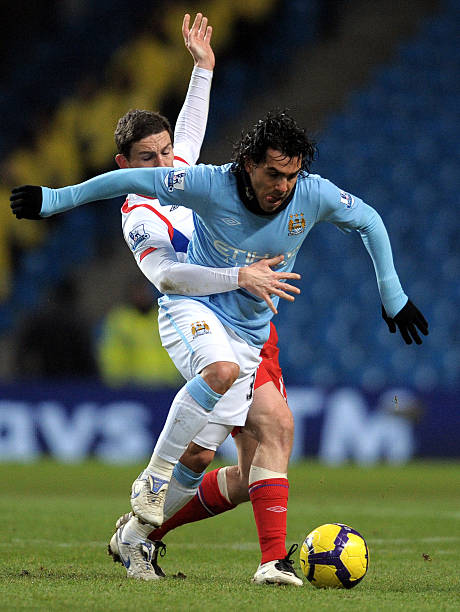 由于伤病和 由于伤病和